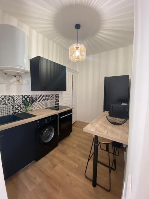 Corte Magnifique T2 45M2 Neuf 5 Personnes Place St Marcel Hyper Centre Wifi Lave Linge Tv Extérieur photo