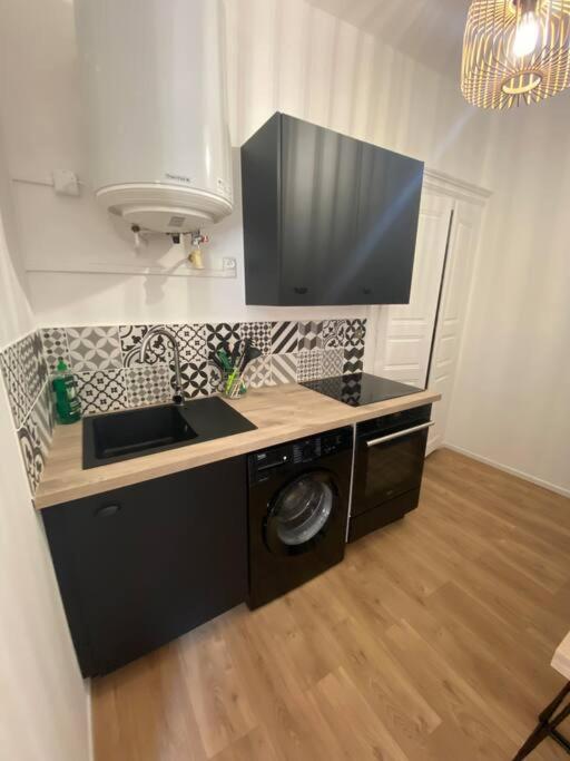 Corte Magnifique T2 45M2 Neuf 5 Personnes Place St Marcel Hyper Centre Wifi Lave Linge Tv Extérieur photo